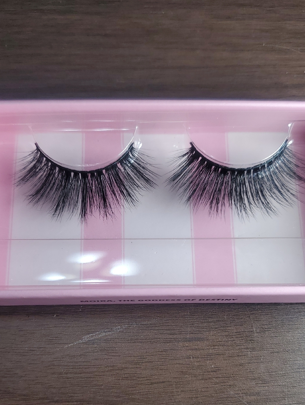 Lux Volume Black False Eyelashes - Flared Dramatic Lash Set